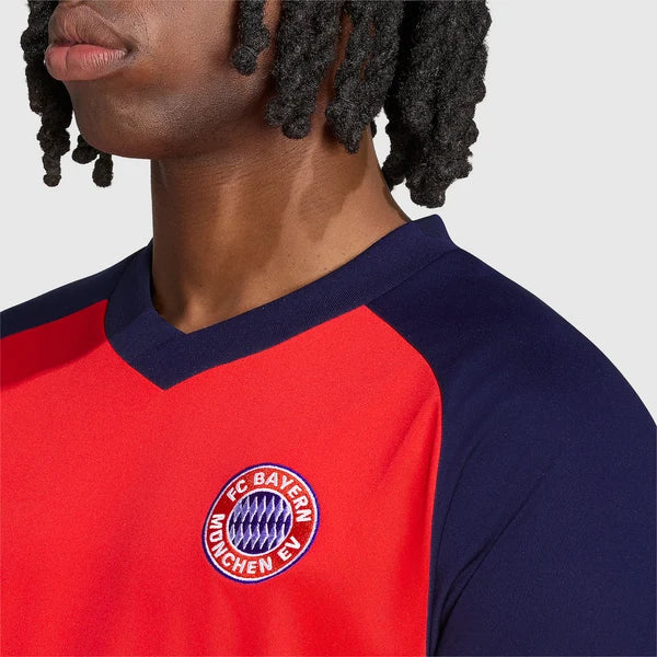 Bayern Munich 26/27 Pre-Match Away Shirt - Pure Ruby