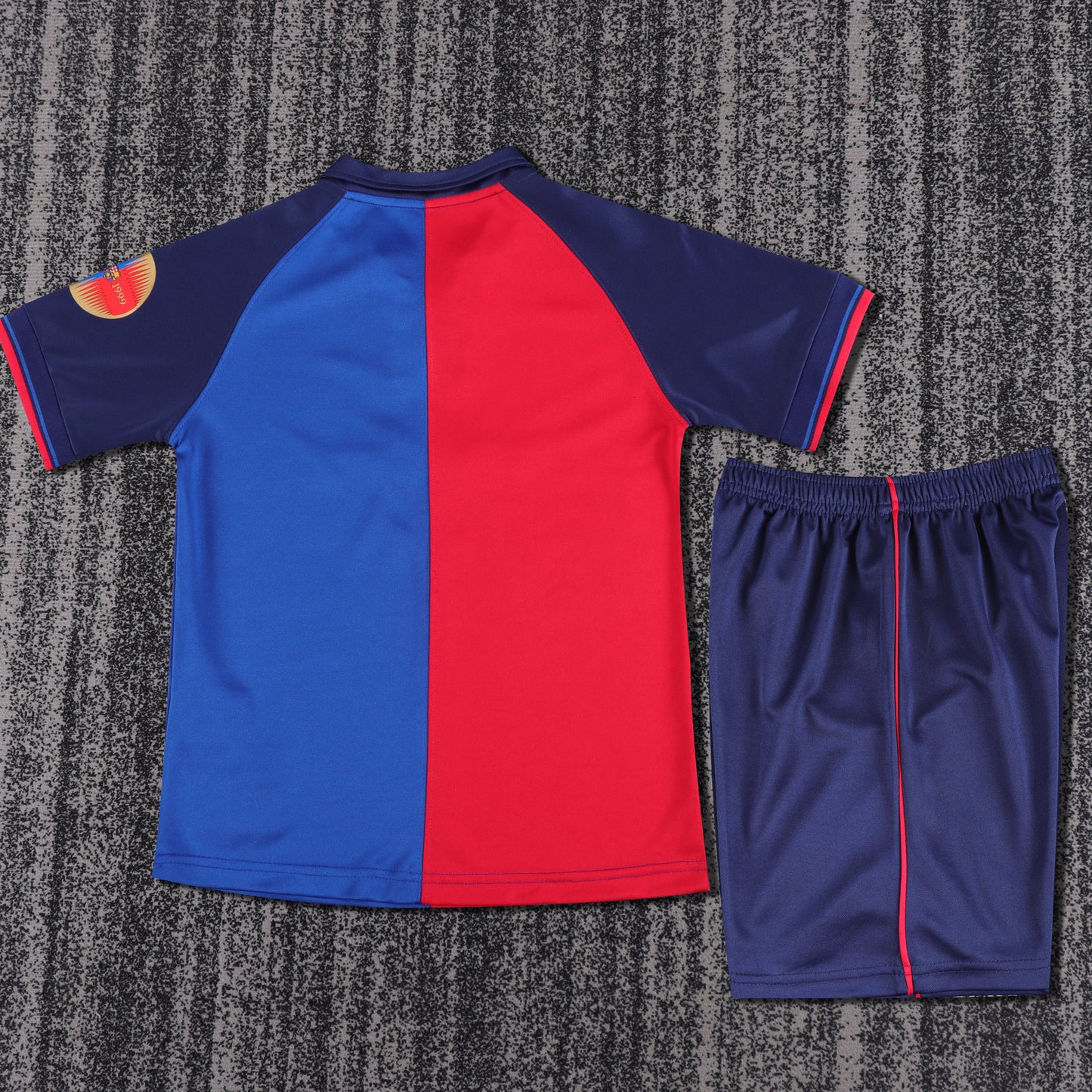 Barcelona 99/00 Children's Home Retro Set (+Patches)