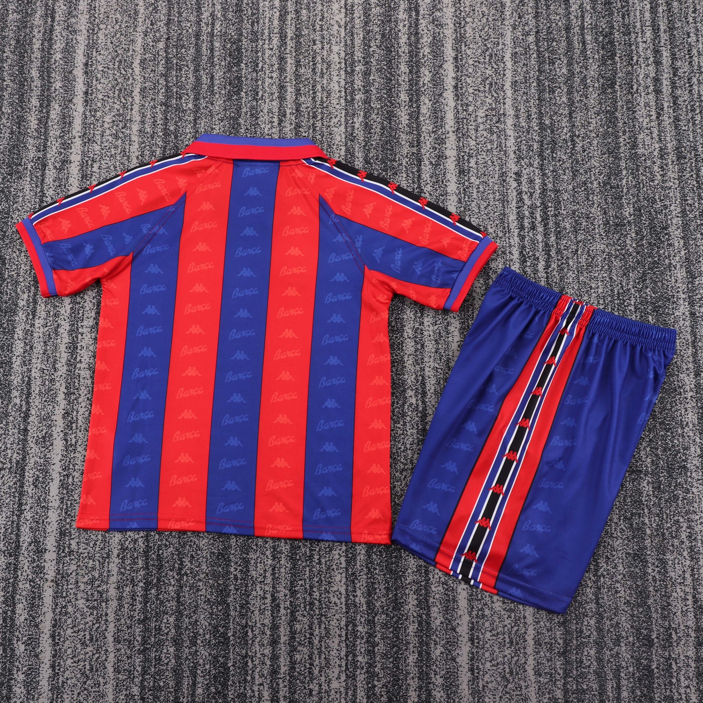 Barcelona 95/96 Children's Home Retro Set