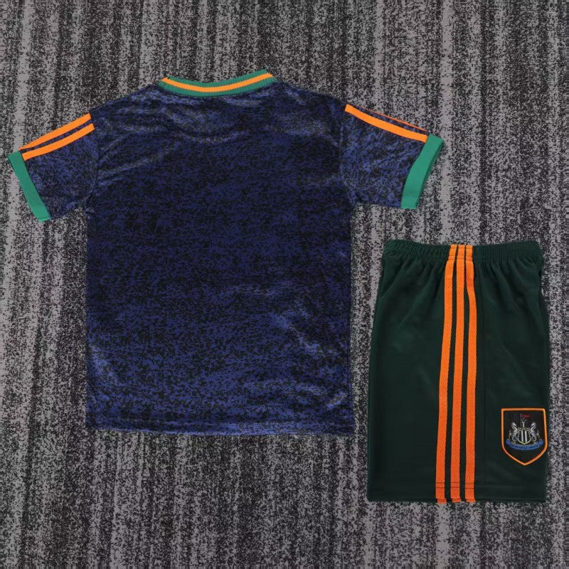 Newcastle 1997/98 Children's Away Retro Set
