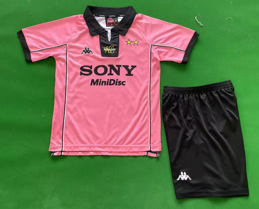 Juventus 97/98 Children's Away Retro Set