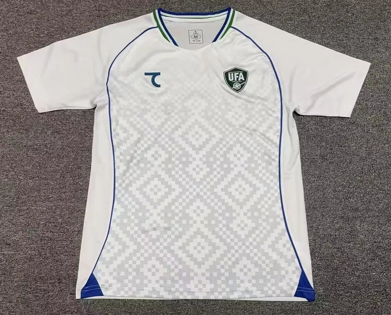 Uzbekistan 2026 Away Jersey - Fan Version
