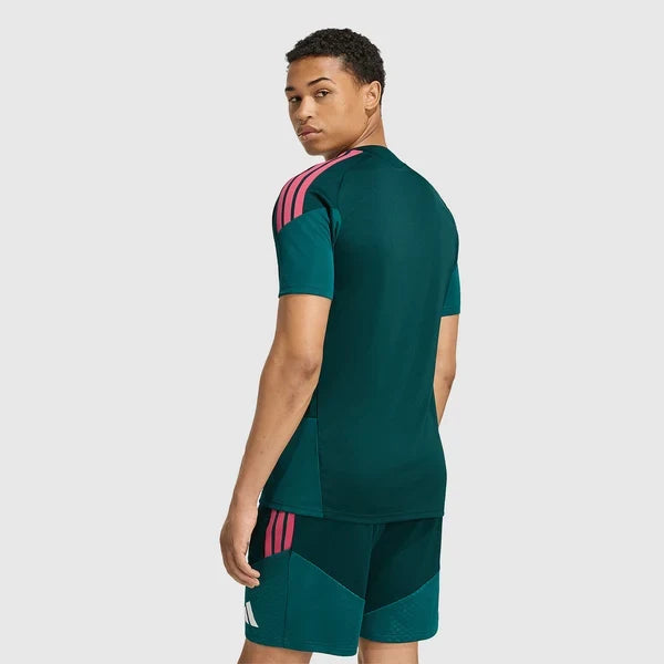 Real Madrid 26/27 Training Shirt - Aurora Ivy/Wild Pink