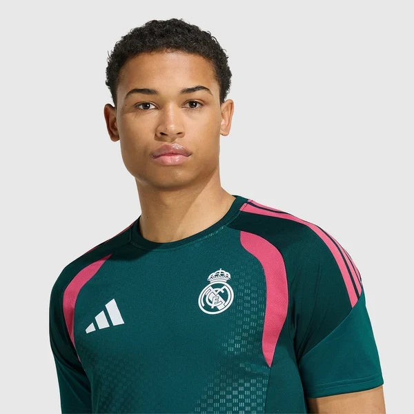 Real Madrid 26/27 Training Shirt - Aurora Ivy/Wild Pink