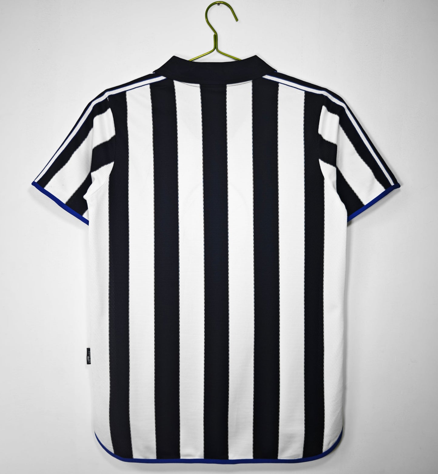Newcastle 99/00 Home Retro Shirt