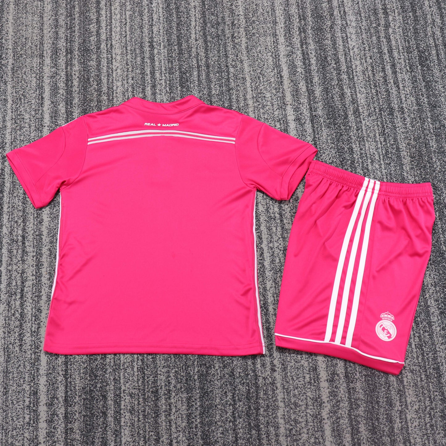 Real Madrid 14/15 Children's Away Retro Set