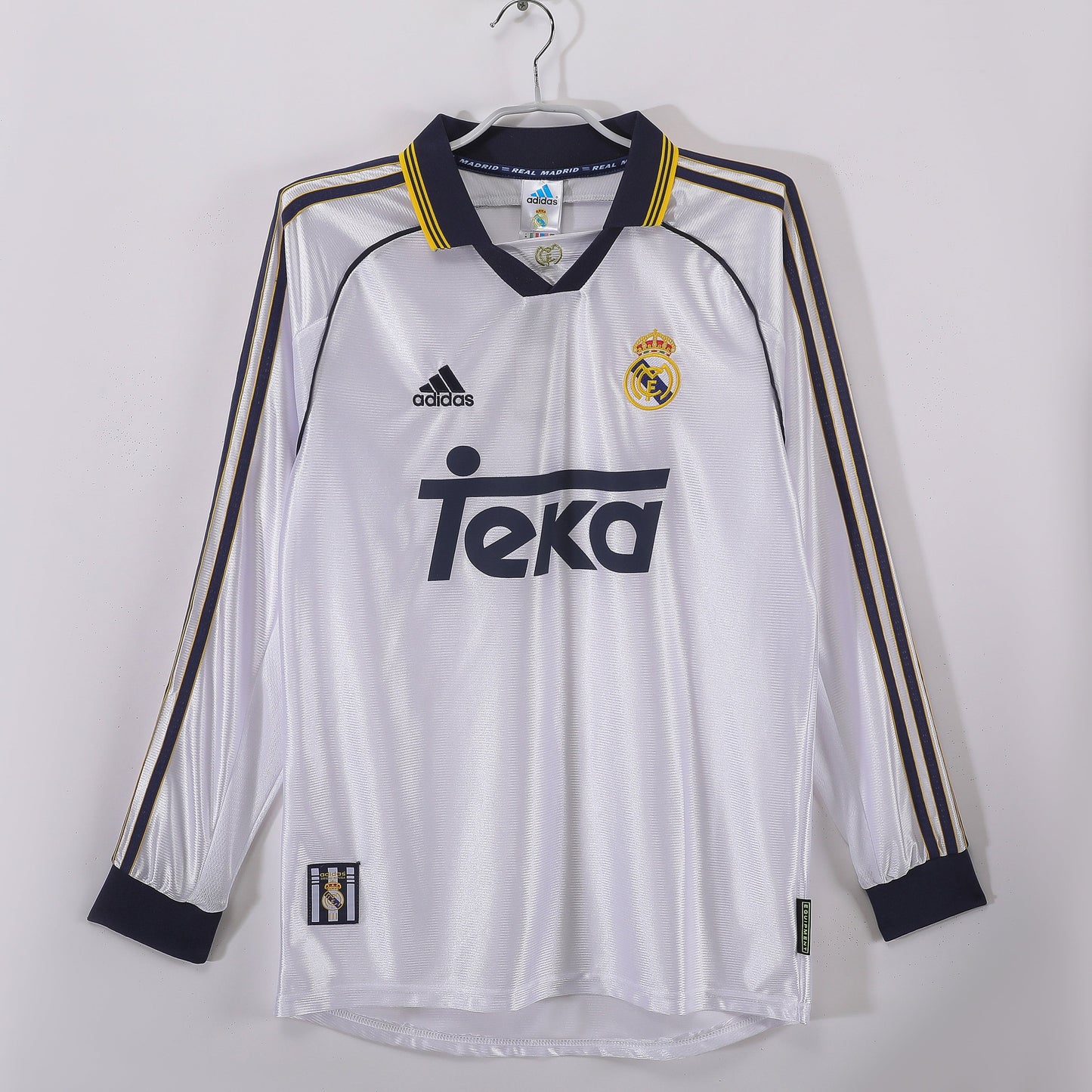 Real Madrid 98/00 Home Retro Shirt - Long Sleeve