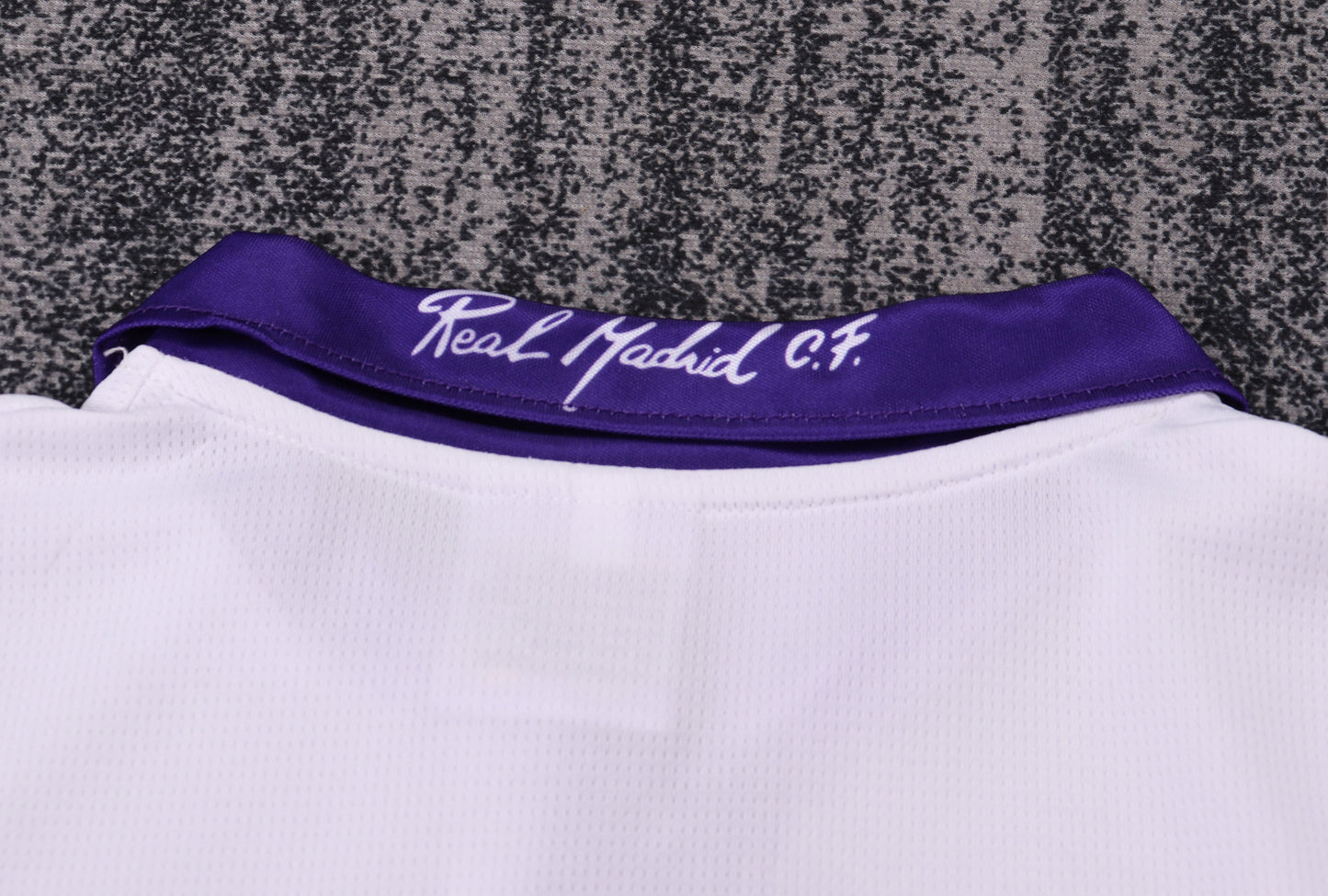 Real Madrid 97/98 Children's Home Retro Set