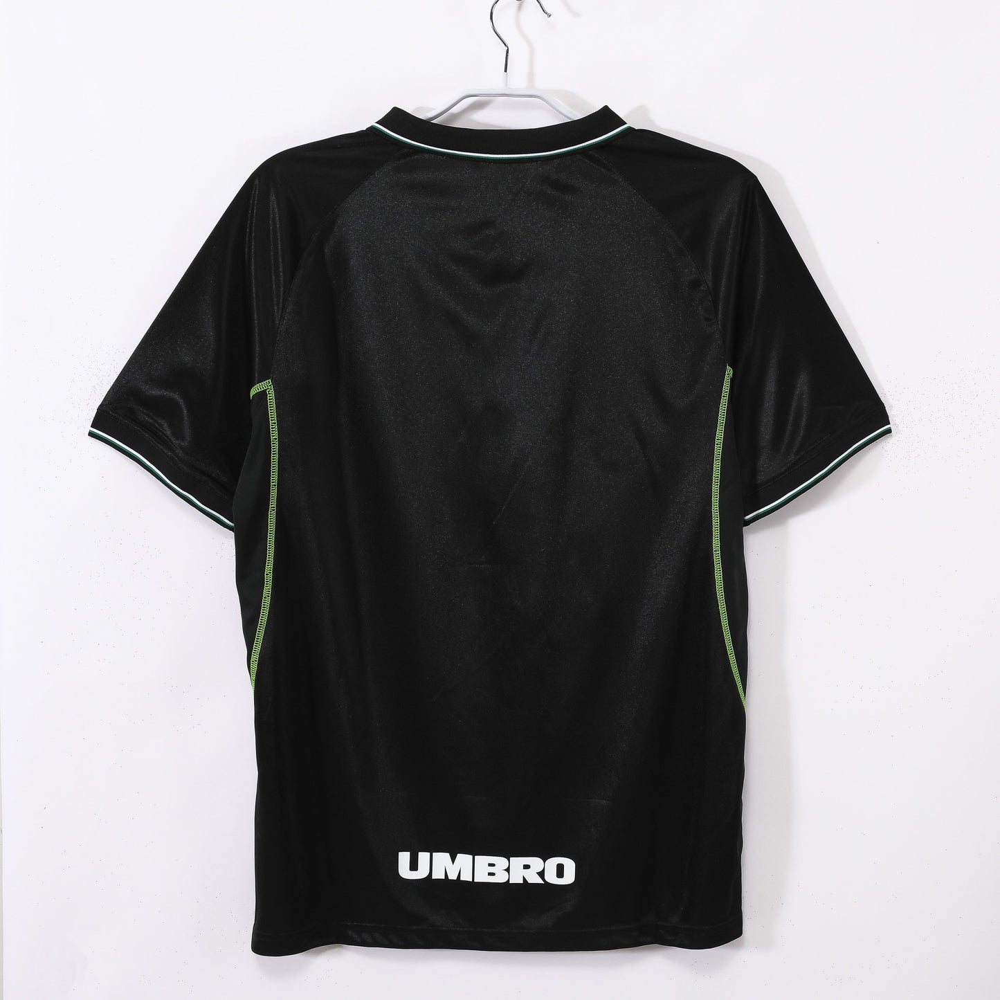 Manchester United 98/99 Away Retro Shirt