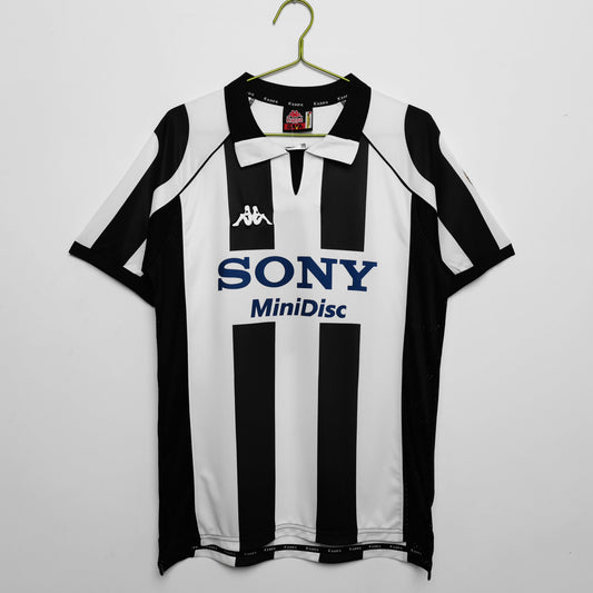 Juventus 97/98 Home Retro Shirt