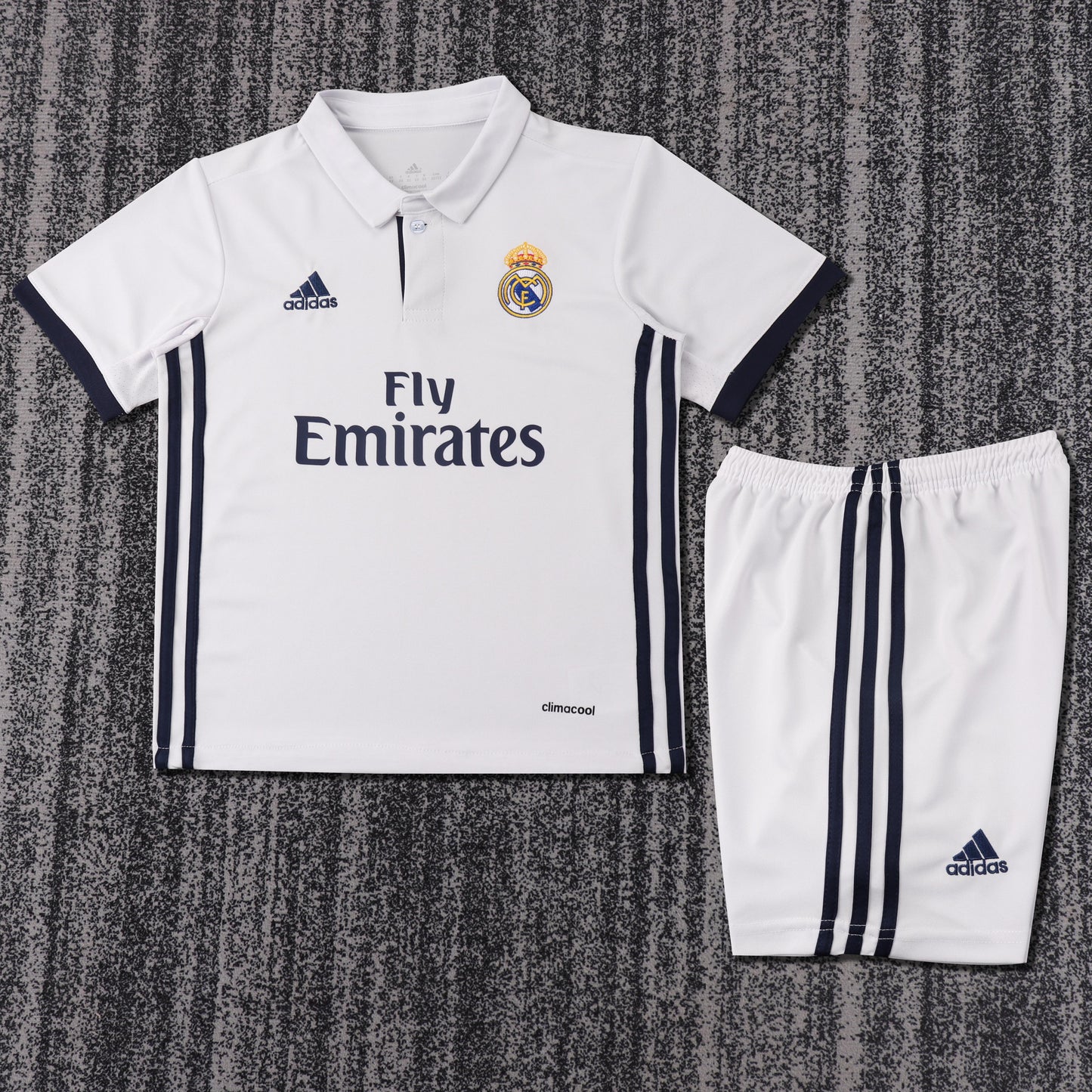 Real Madrid 16/17 Children's Home Retro Set
