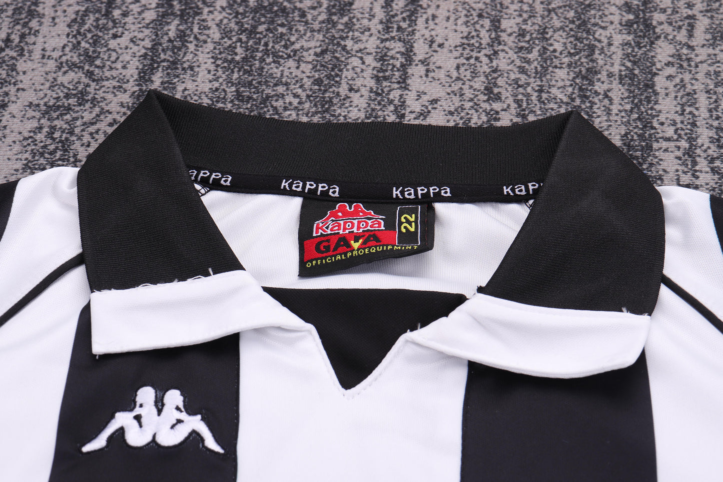 Juventus 97/98 Children's Home Retro Set