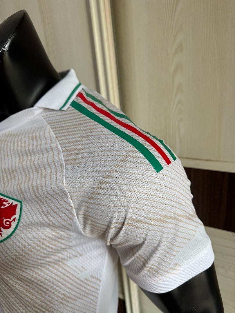 Wales 2026 Away Jersey - Player Version