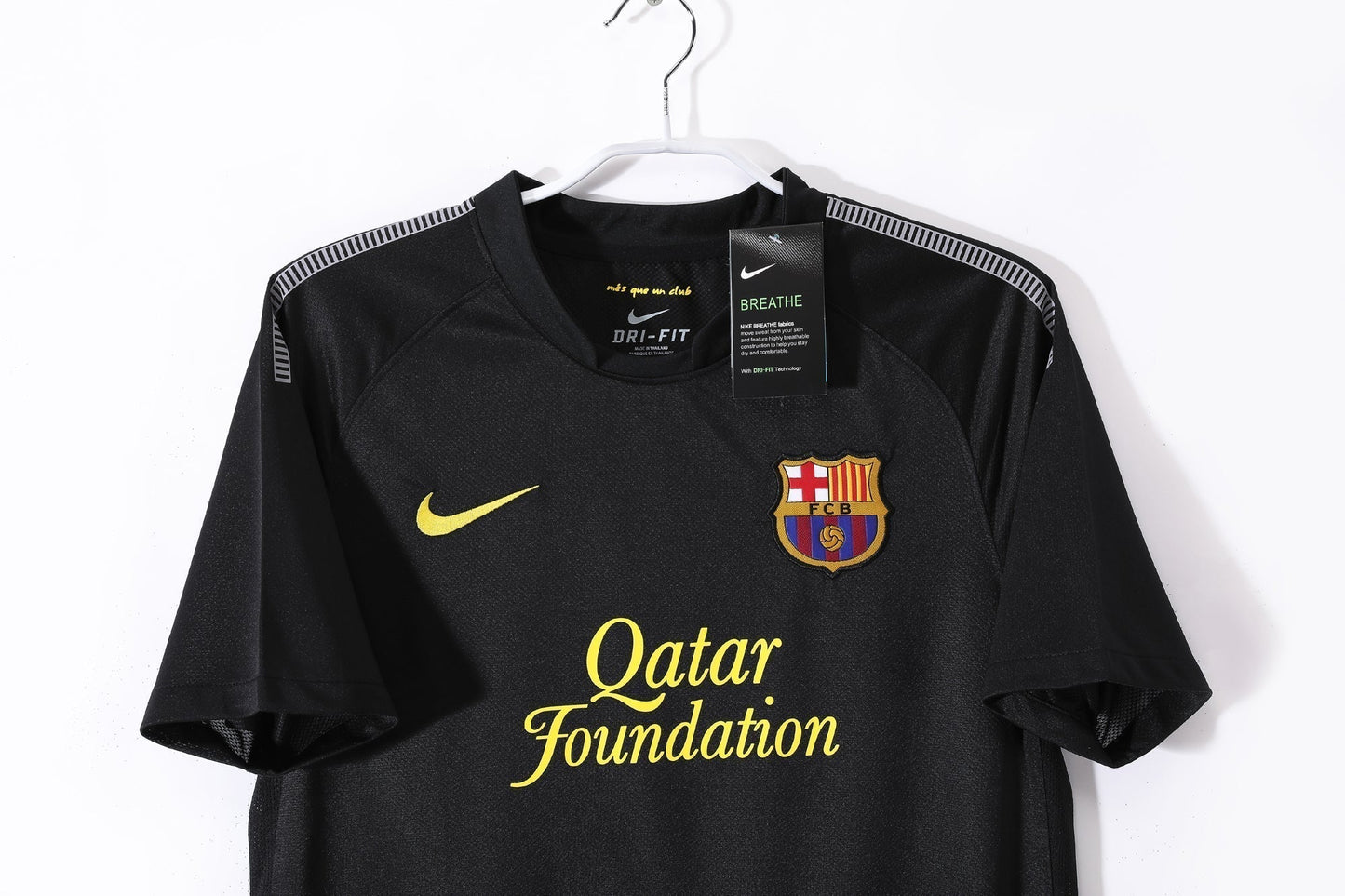 Barcelona 11/12 Away Retro Shirt