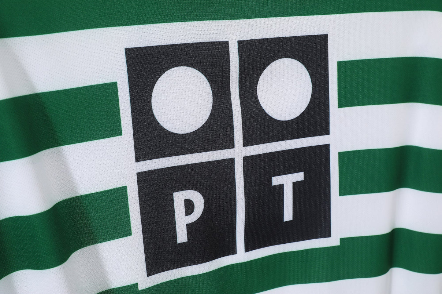 Sporting 03/04 Home Retro Shirt