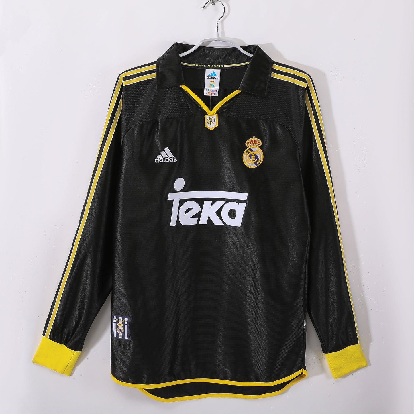 Real Madrid 99/01 Away Retro Shirt - Long Sleeve