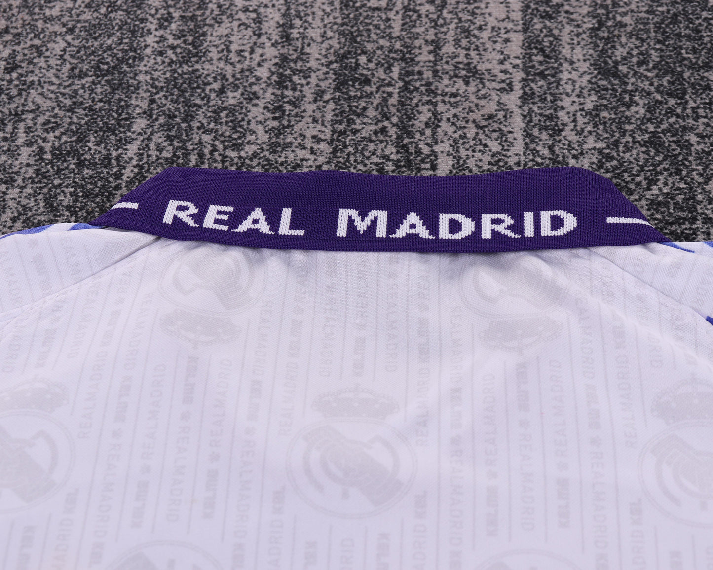 Real Madrid 96/97 Children's Third Retro Set (+Patches)