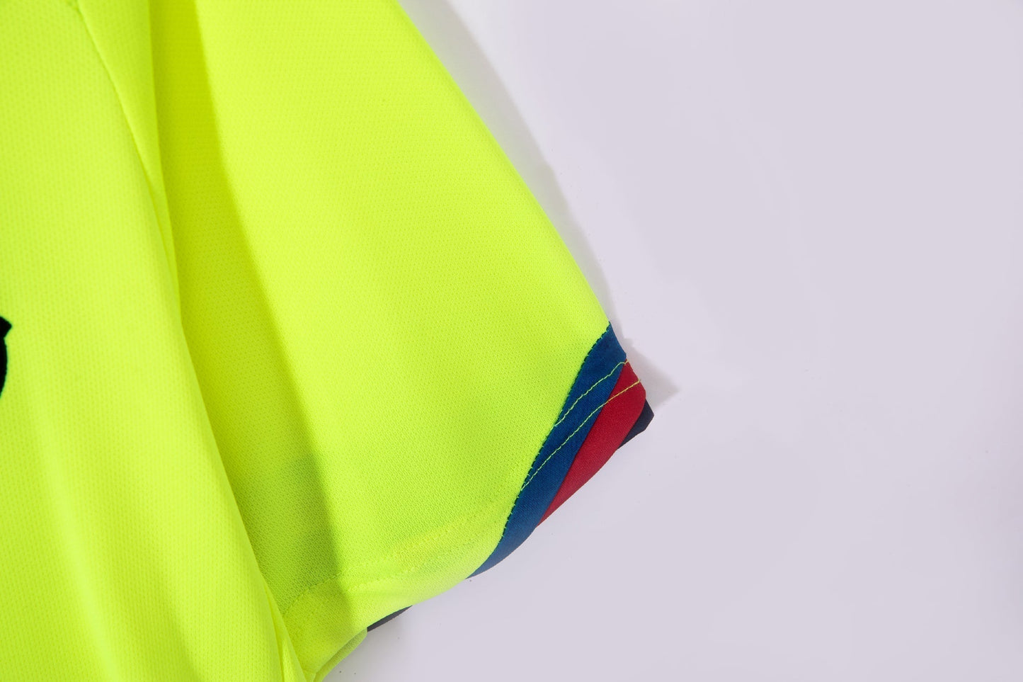 Barcelona 05/06 Away Retro Shirt