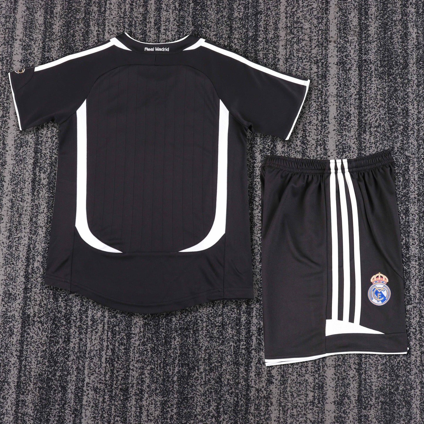 Real Madrid 06/07 Children's Away Retro Set