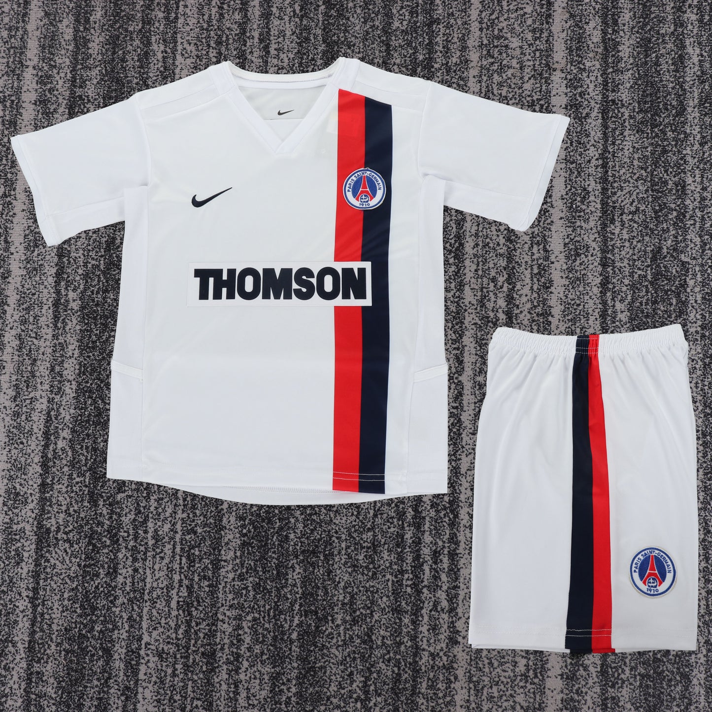 PSG 02/03 Children's Away Retro Set