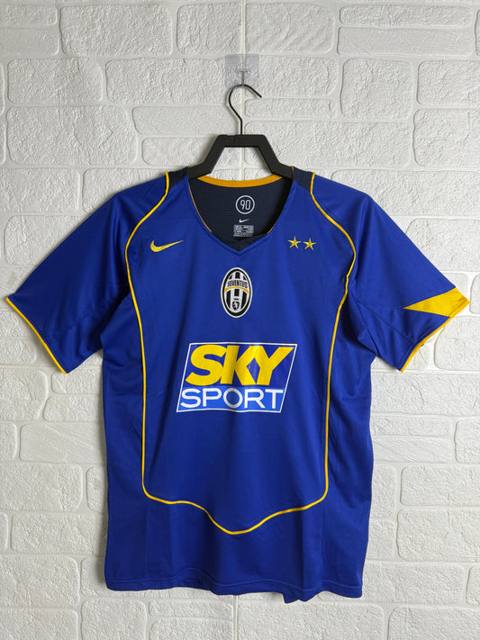 Juventus 04/05 Third Retro Shirt