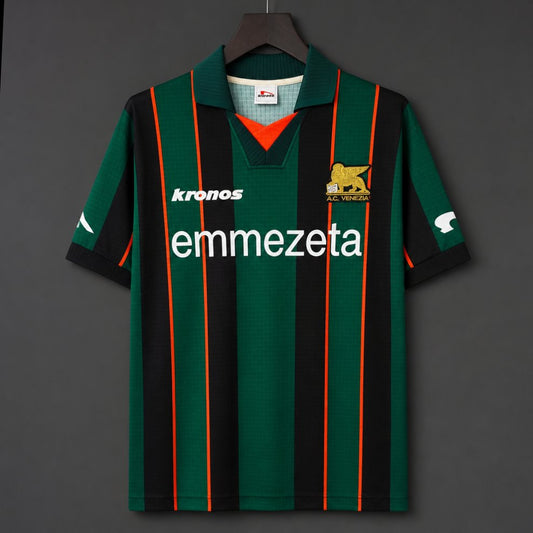Venezia 1999/00 Home Retro Shirt - NANAMI #7